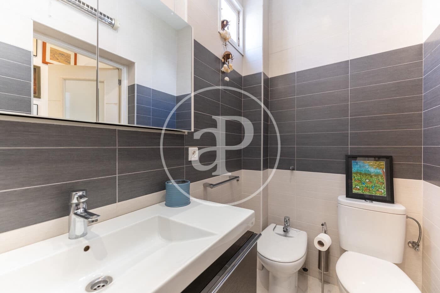 2 bedroom Apartment for rent in Palma de Mallorca with garage - € 1,800 (Ref: 9929424)