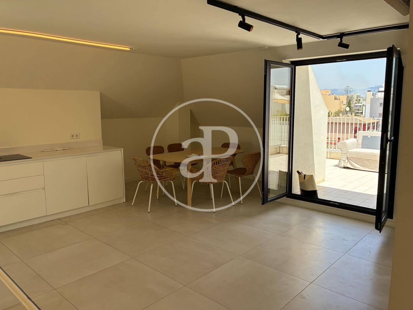 3 Zimmer Penthouse zu vermieten in Palma de Mallorca mit Pool - 3.200 € (Ref: 9929425)