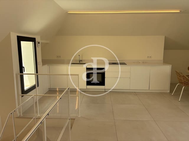 3 Zimmer Penthouse zu vermieten in El Terreno, Palma de Mallorca mit Pool - 3.200 € (Ref: 9929425)