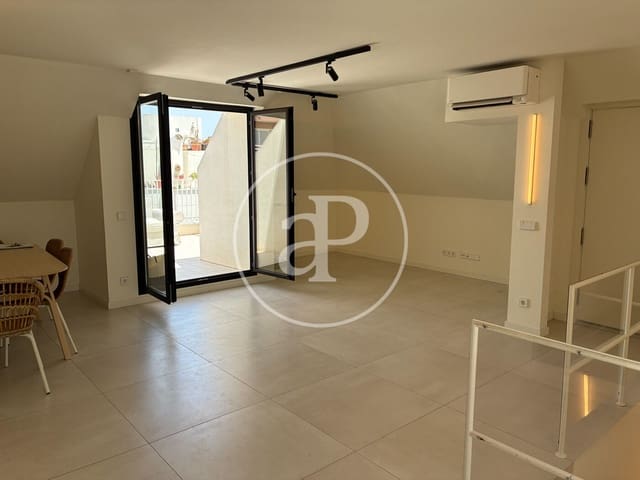 3 Zimmer Penthouse zu vermieten in El Terreno, Palma de Mallorca mit Pool - 3.200 € (Ref: 9929425)