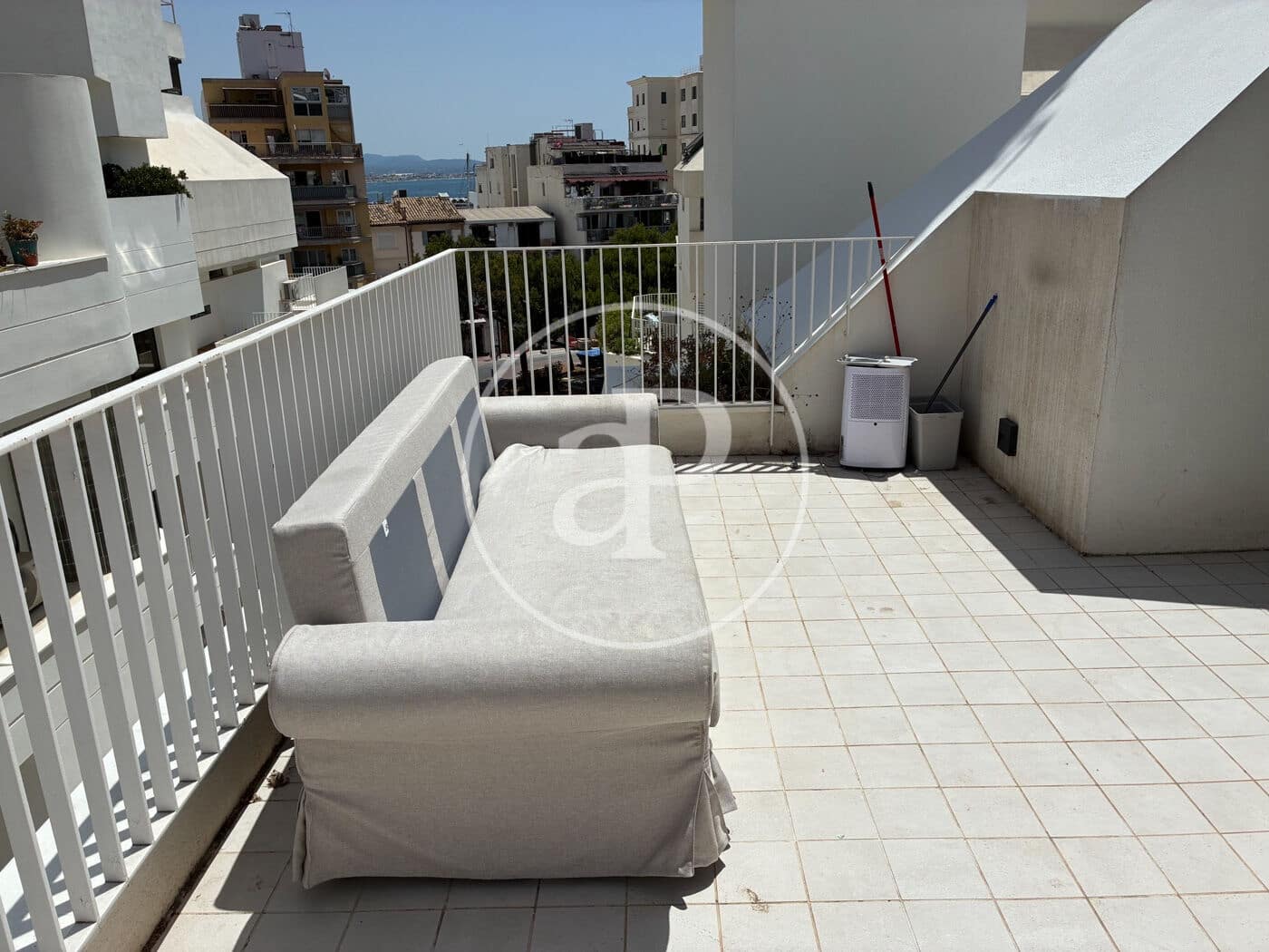 3 Zimmer Penthouse zu vermieten in Palma de Mallorca mit Pool - 3.200 € (Ref: 9929425)