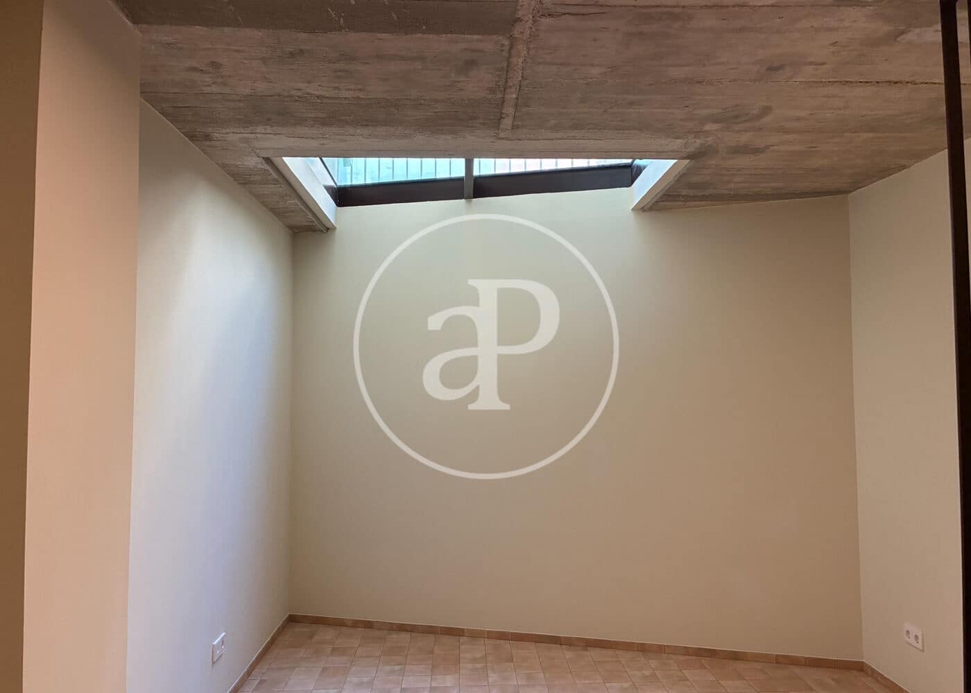 2 bedroom Apartment for rent in Palma de Mallorca with pool - € 1,650 (Ref: 9929426)