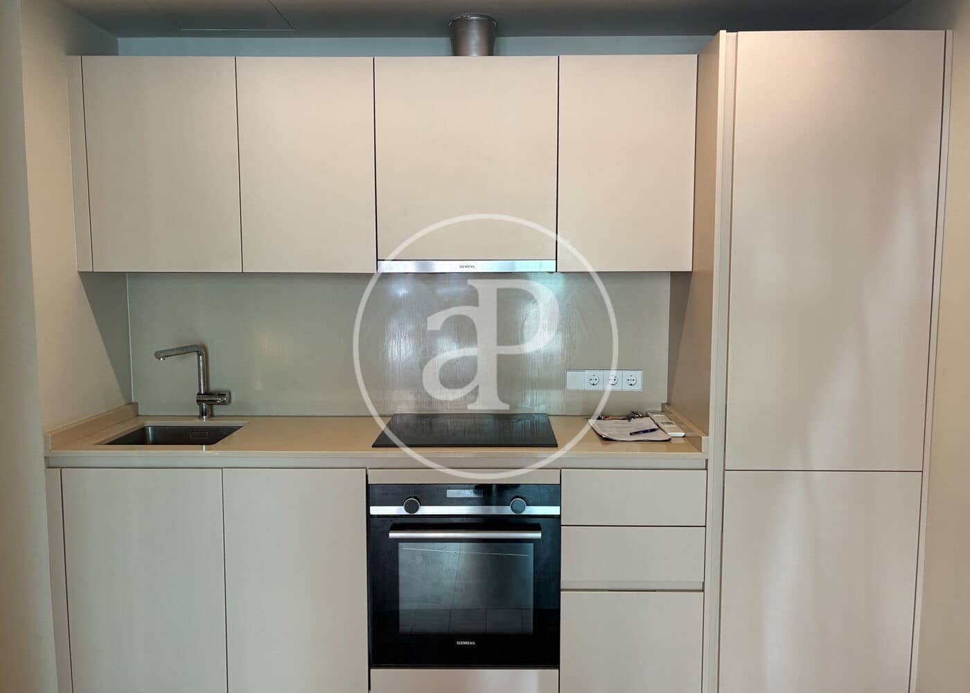 2 bedroom Apartment for rent in Palma de Mallorca with pool - € 1,650 (Ref: 9929426)