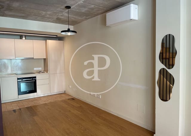 2 quarto Apartamento para arrendar em El Terreno, Palma de Mallorca com piscina - 1 650 € (Ref: 9929426)