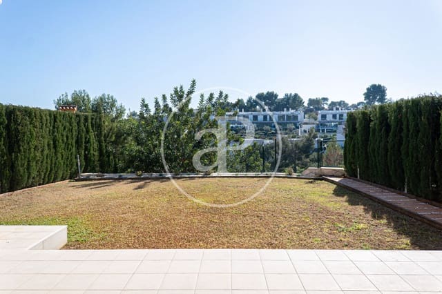 4 makuuhuone Huvila vuokrattavana paikassa Cala Vinyes / Cala Vinyas / Cala Viñas, Calvià mukana uima-altaan 
autotalli - 4 400 € (Ref: 9929427)