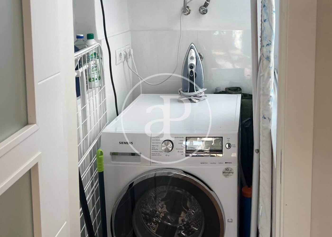 2 bedroom Apartment for rent in Palma de Mallorca - € 2,000 (Ref: 9929429)