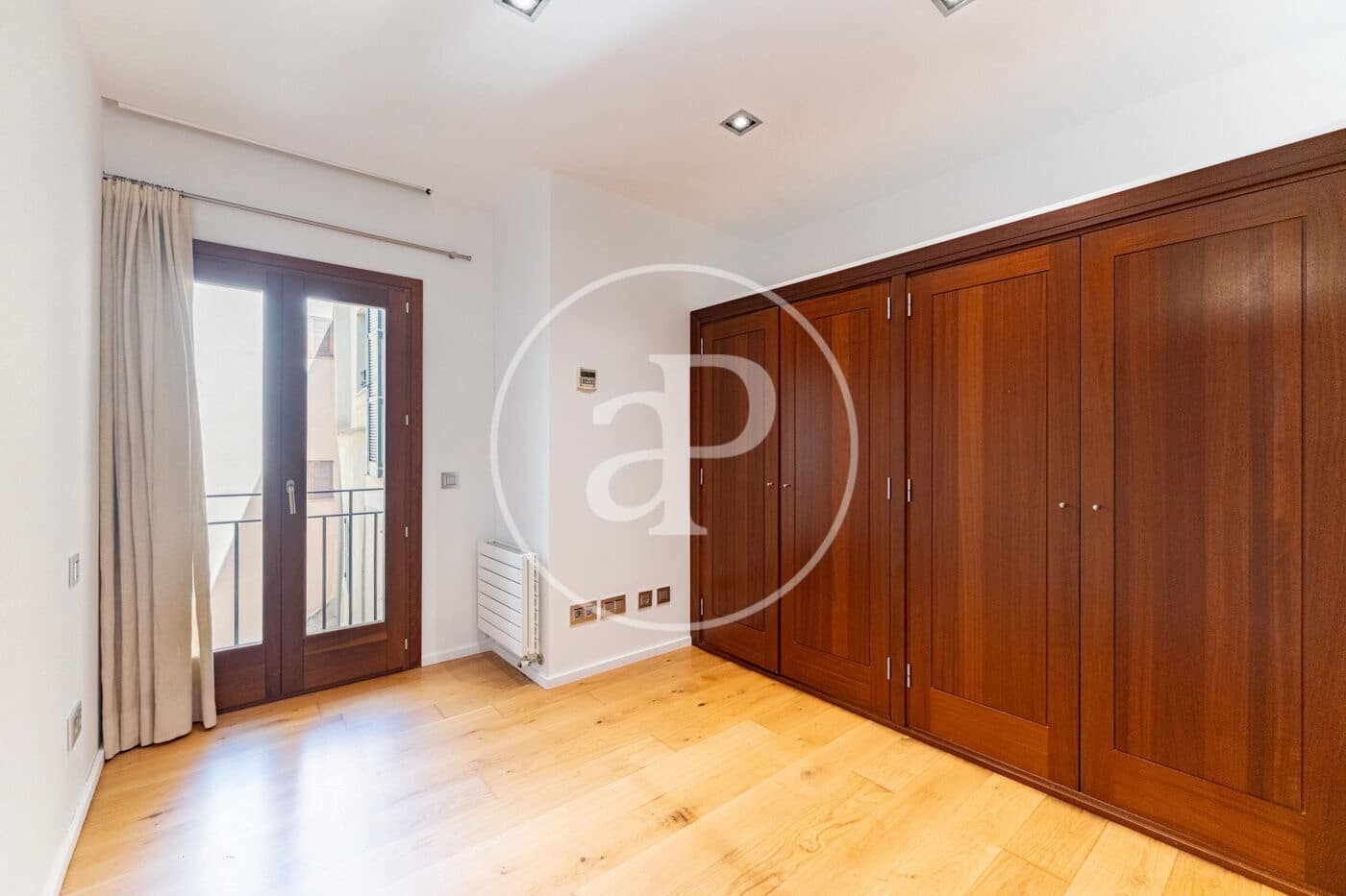 2 quarto Apartamento para arrendar em Palma de Mallorca com garagem - 4 900 € (Ref: 9936417)