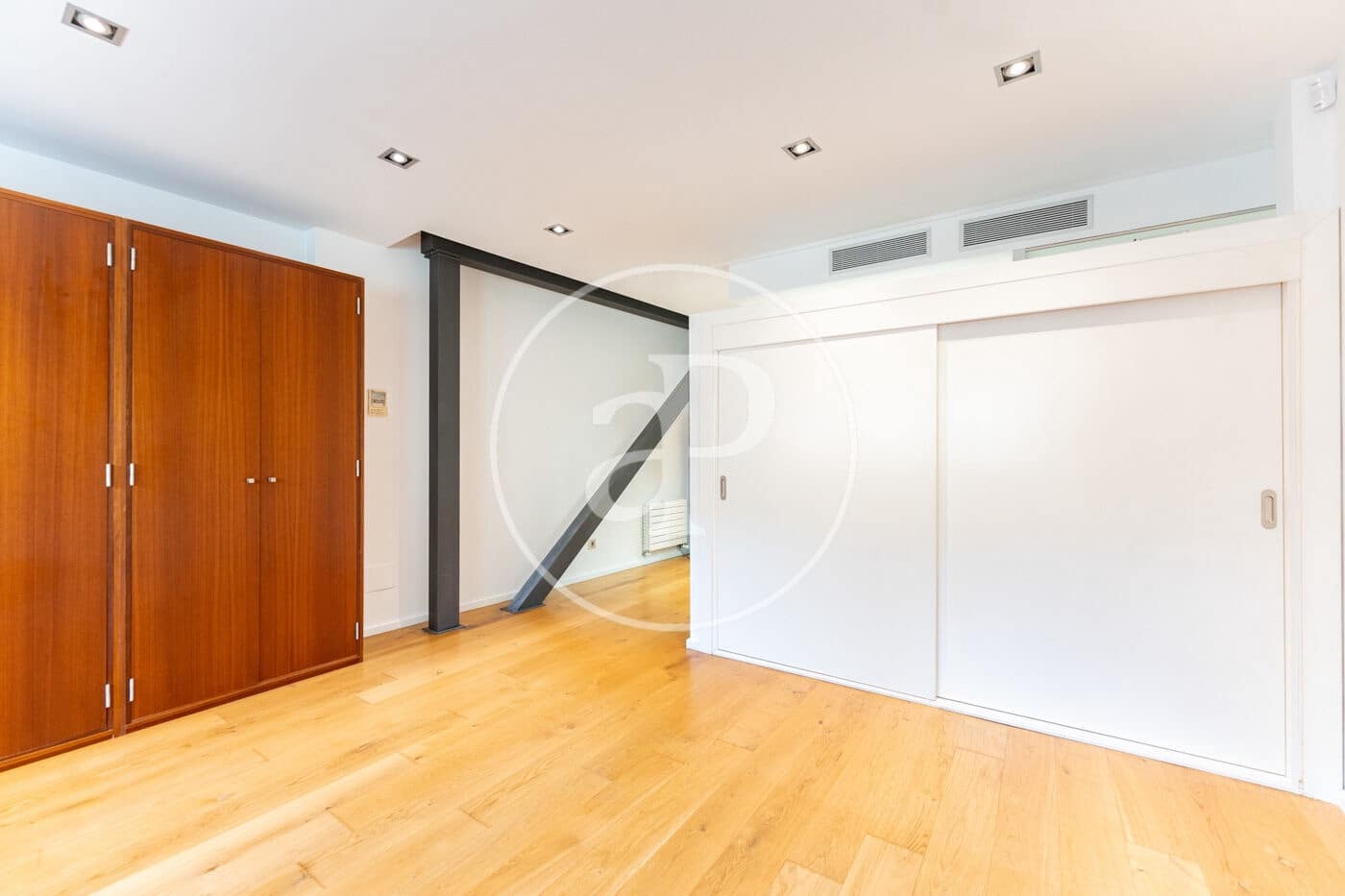 2 quarto Apartamento para arrendar em Palma de Mallorca com garagem - 4 900 € (Ref: 9936417)