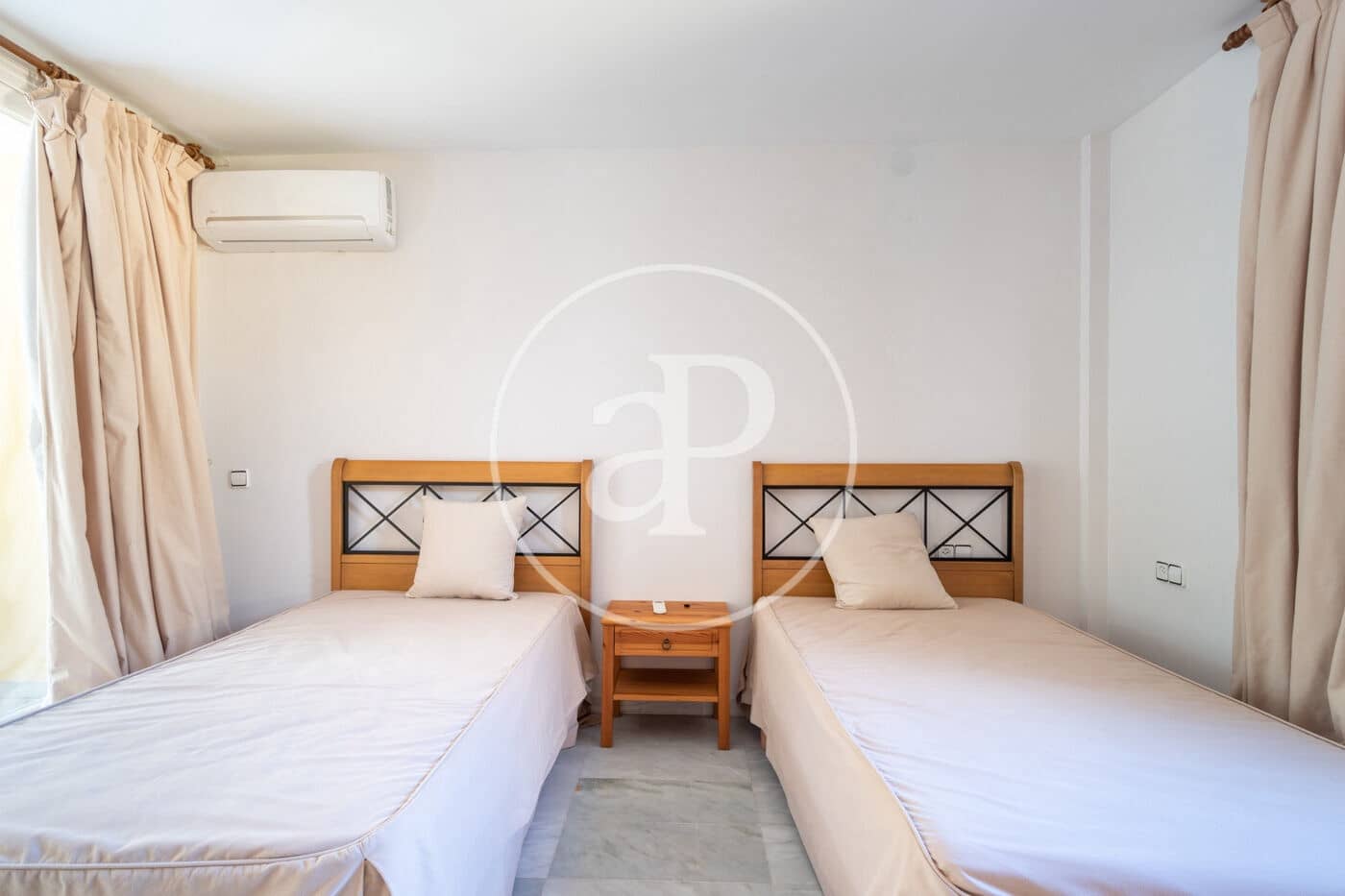 4 quarto Apartamento para arrendar em Santa Ponsa com piscina garagem - 3 500 € (Ref: 9938224)