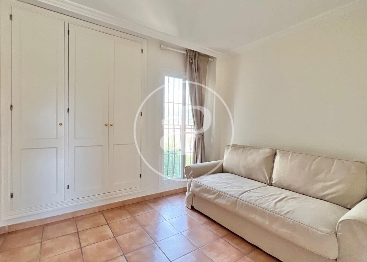 Apartamento de 2 habitaciones en Andratx en alquiler con piscina garaje - 1.900 € (Ref: 9938225)