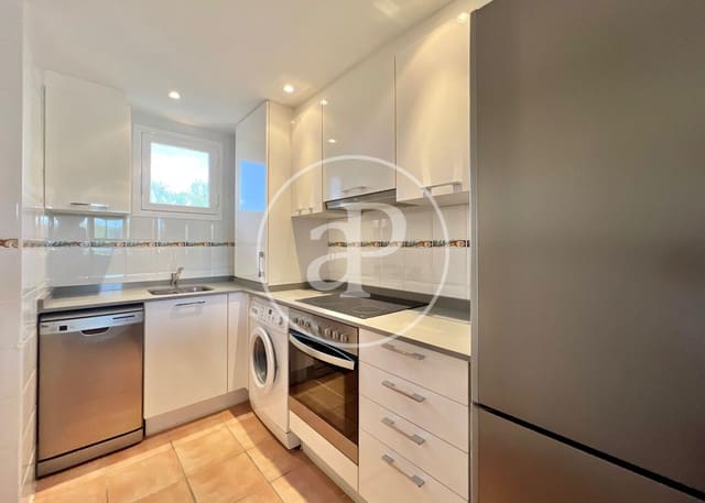 Apartamento de 2 habitaciones en Andratx en alquiler con piscina garaje - 1.900 € (Ref: 9938225)