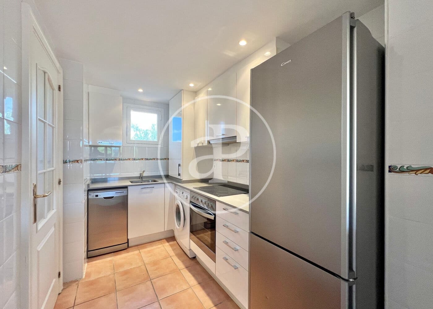Apartamento de 2 habitaciones en Andratx en alquiler con piscina garaje - 1.900 € (Ref: 9938225)