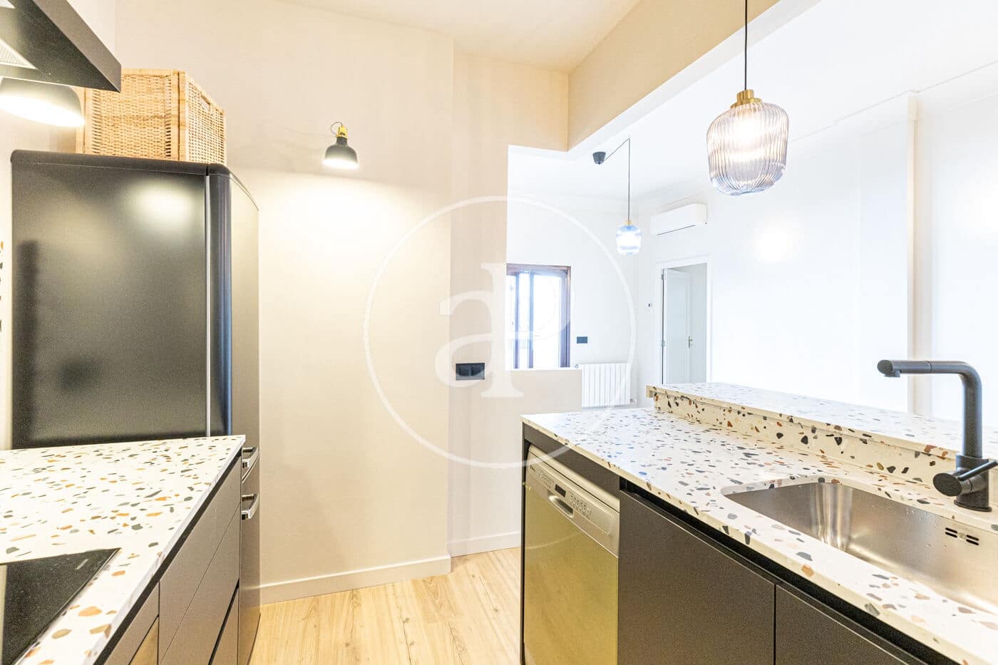 4 slaapkamer Appartement te huur in Palma de Mallorca met garage - € 2.300 (Ref: 9945738)