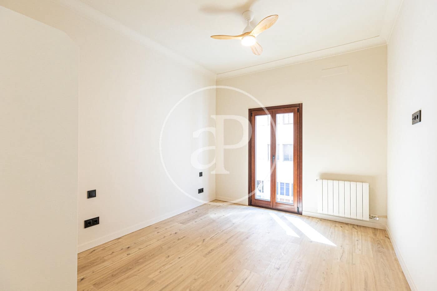 4 slaapkamer Appartement te huur in Palma de Mallorca met garage - € 2.300 (Ref: 9945738)