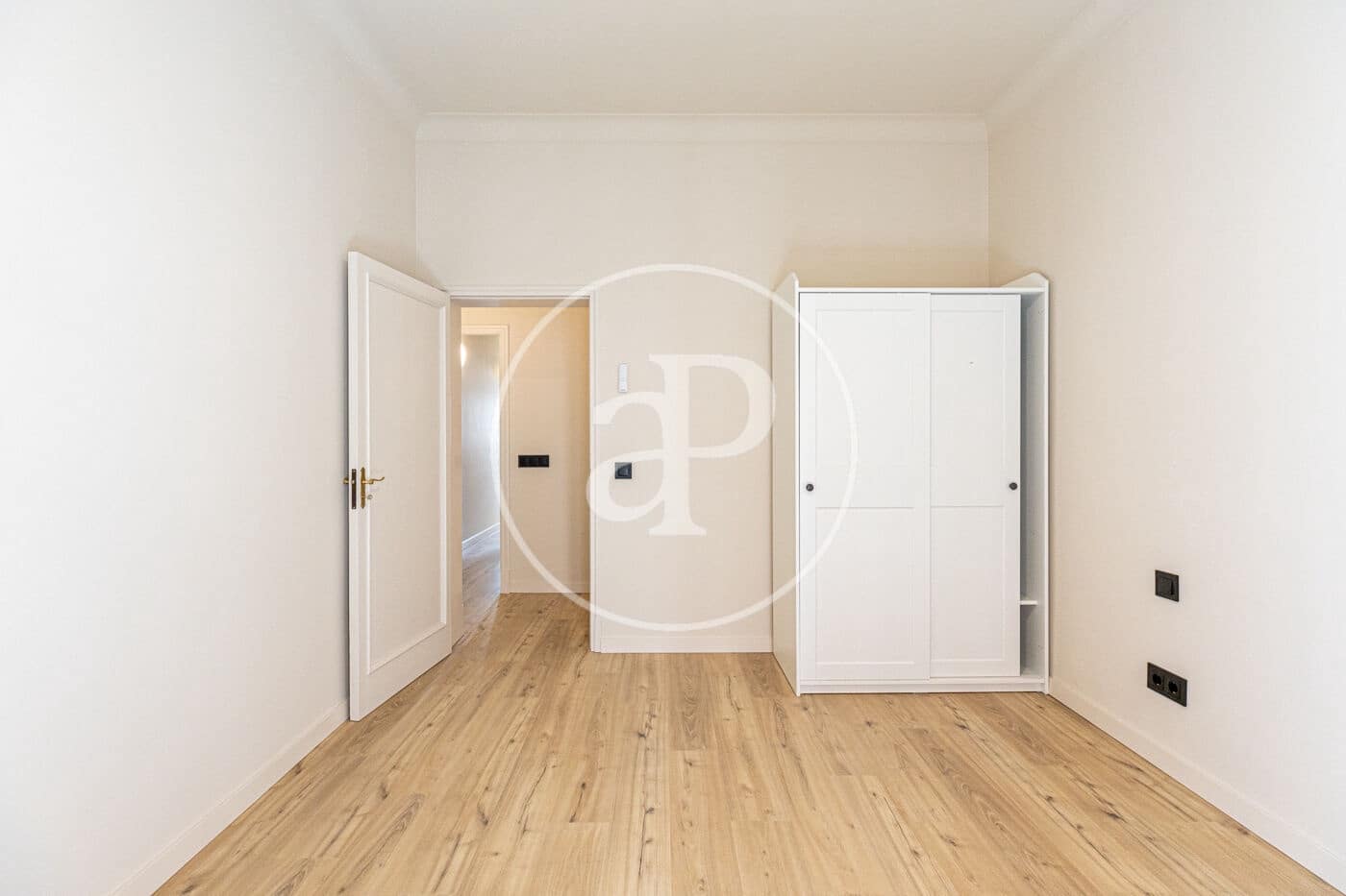 4 slaapkamer Appartement te huur in Palma de Mallorca met garage - € 2.300 (Ref: 9945738)