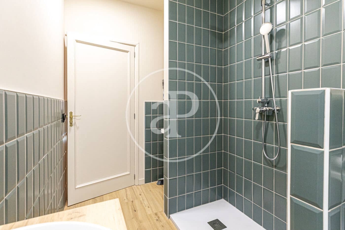 4 slaapkamer Appartement te huur in Palma de Mallorca met garage - € 2.300 (Ref: 9945738)