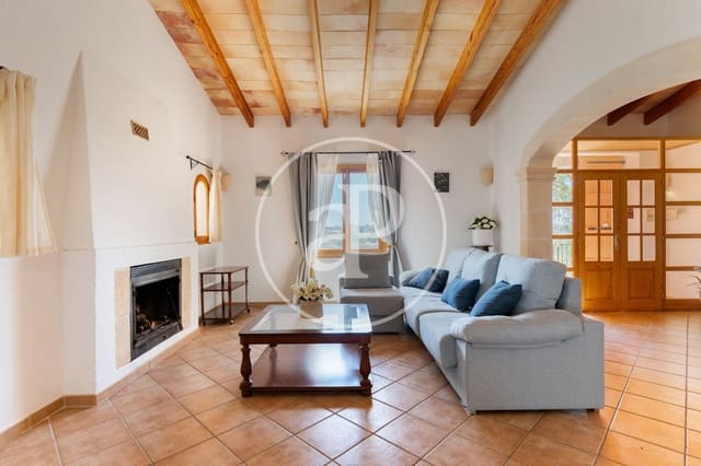 4 bedroom Villa for rent in Sineu with pool - € 5,500 (Ref: 9949825)