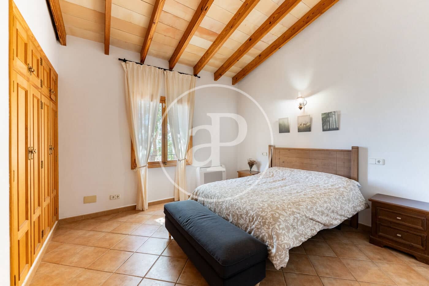 4 bedroom Villa for rent in Sineu with pool - € 5,500 (Ref: 9949825)