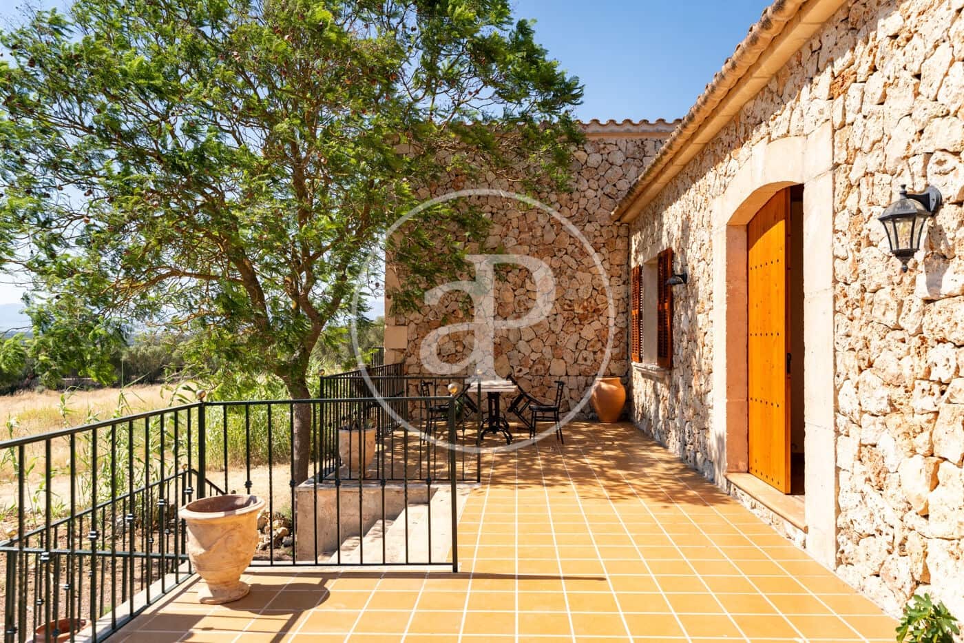 4 bedroom Villa for rent in Sineu with pool - € 5,500 (Ref: 9949825)