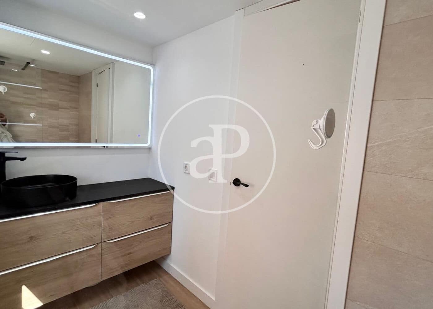 Appartement de 3 chambres à louer à Palma de Mallorca - 1 800 € (Ref: 9952654)