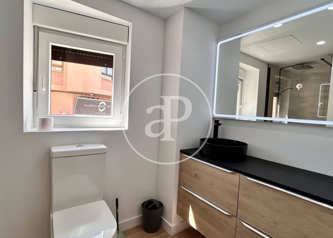 Appartement de 3 chambres à louer à Palma de Mallorca - 1 800 € (Ref: 9952654)