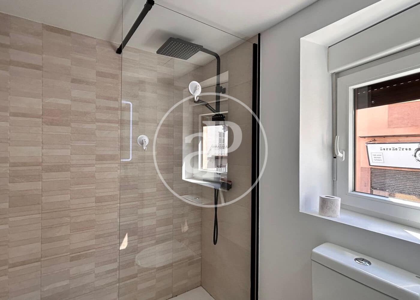 Appartement de 3 chambres à louer à Palma de Mallorca - 1 800 € (Ref: 9952654)
