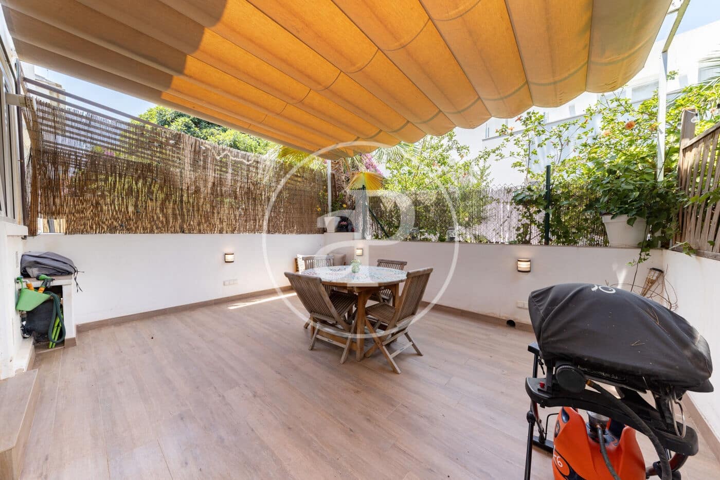 3 makuuhuone Huvila vuokrattavana paikassa Calvia mukana 
autotalli - 2 500 € (Ref: 9954256)