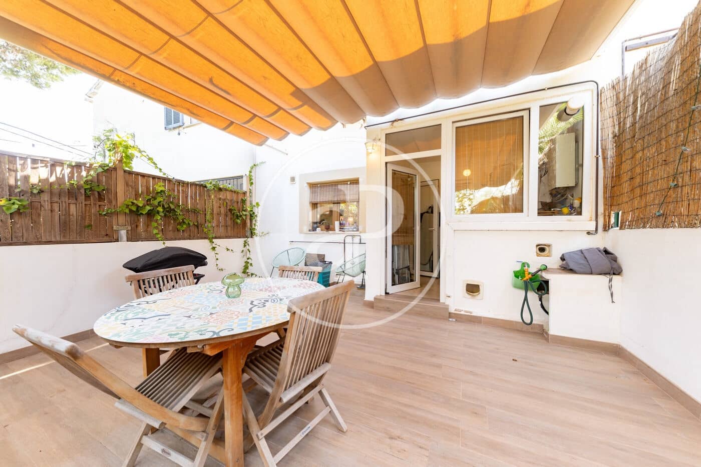 3 makuuhuone Huvila vuokrattavana paikassa Calvia mukana 
autotalli - 2 500 € (Ref: 9954256)