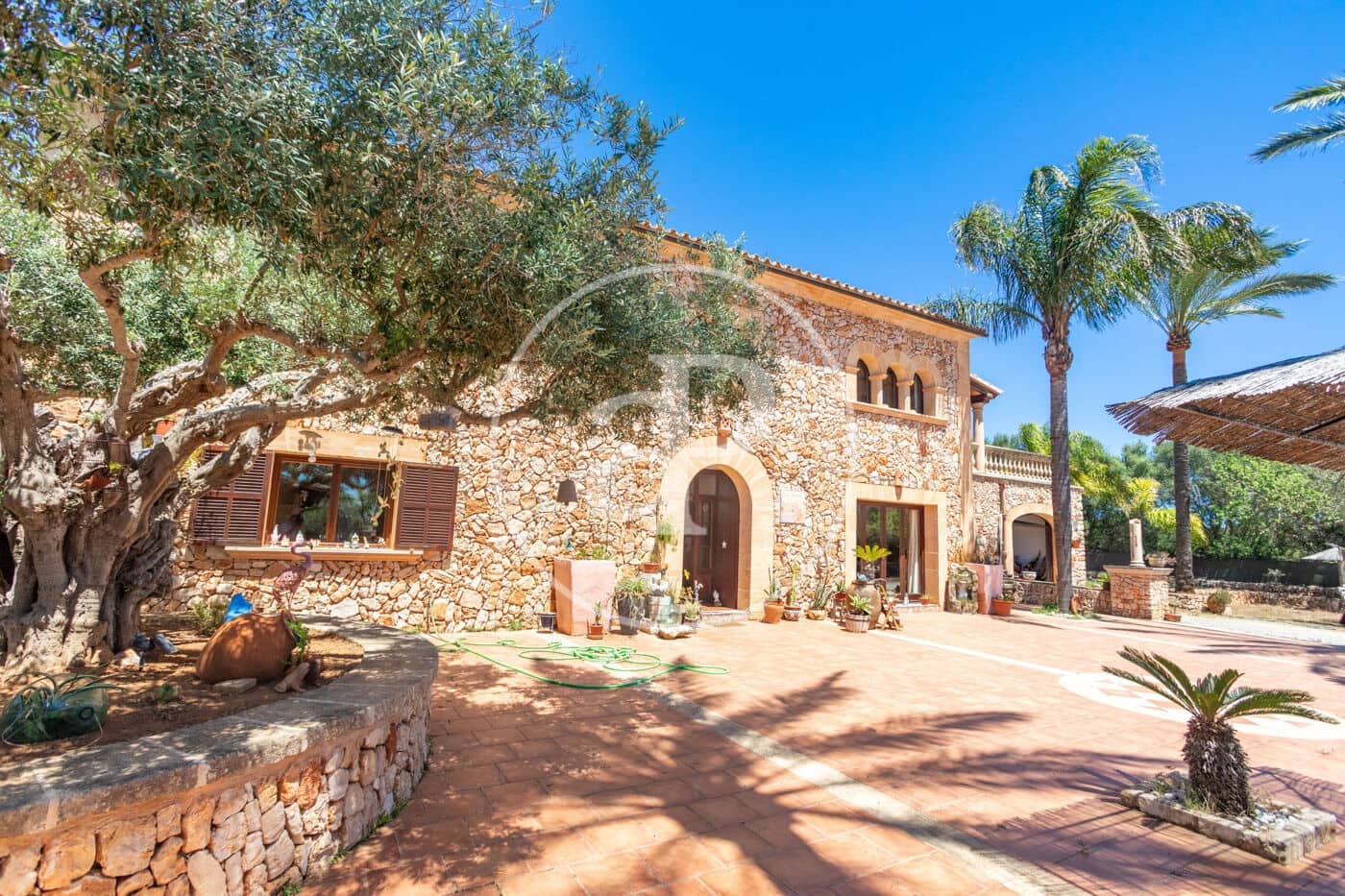 5 chambre Finca/Maison de Campagne à vendre à Santanyi avec piscine - 2 900 000 € (Ref: 9959805)
