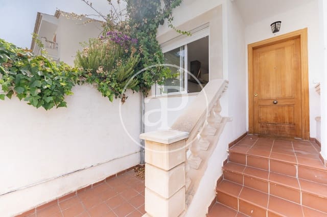 3 bedroom Villa for rent in Son Pereto, Palma de Mallorca - € 2,200 (Ref: 9962739)