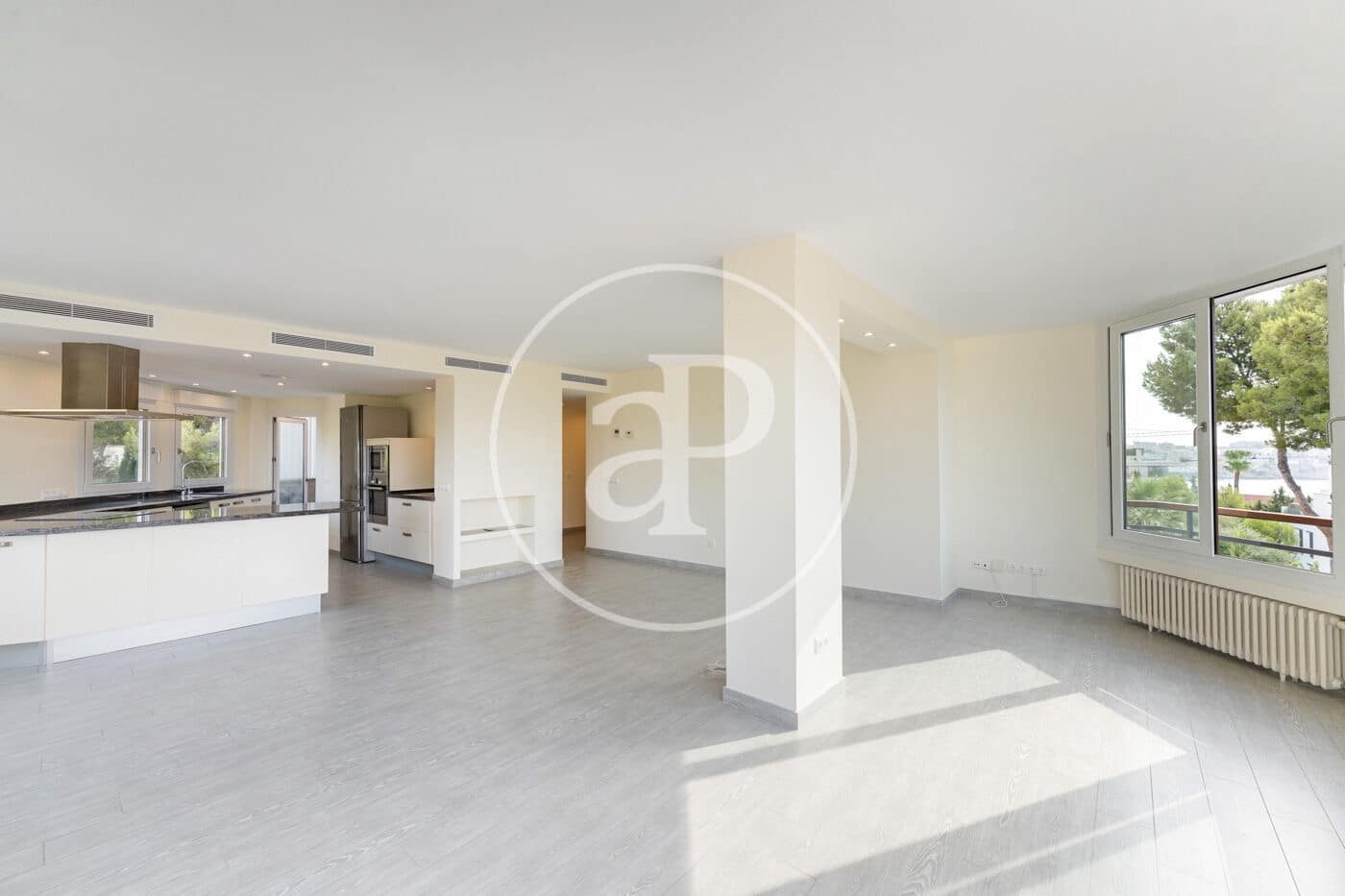 2 sypialnia Apartament do wynajęcia w Cas Catala z basenem garażem - 2 800 € (Ref: 9966679)