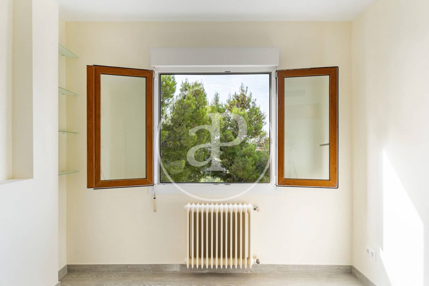 2 sypialnia Apartament do wynajęcia w Cas Catala z basenem garażem - 2 800 € (Ref: 9966679)