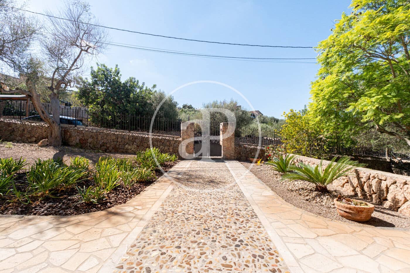 4 Zimmer Villa zu vermieten in Santa Maria del Cami mit Pool - 3.500 € (Ref: 9977337)
