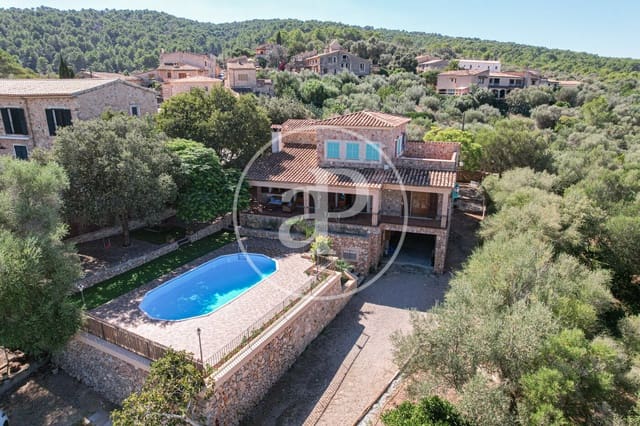 4 Zimmer Villa zu vermieten in Santa María del Camí mit Pool - 3.500 € (Ref: 9977337)