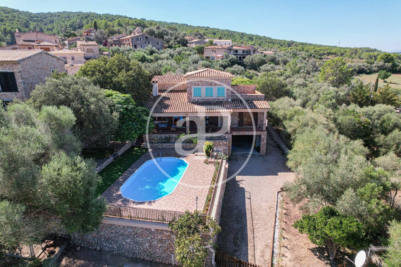 4 Zimmer Villa zu vermieten in Santa Maria del Cami mit Pool - 3.500 € (Ref: 9977337)