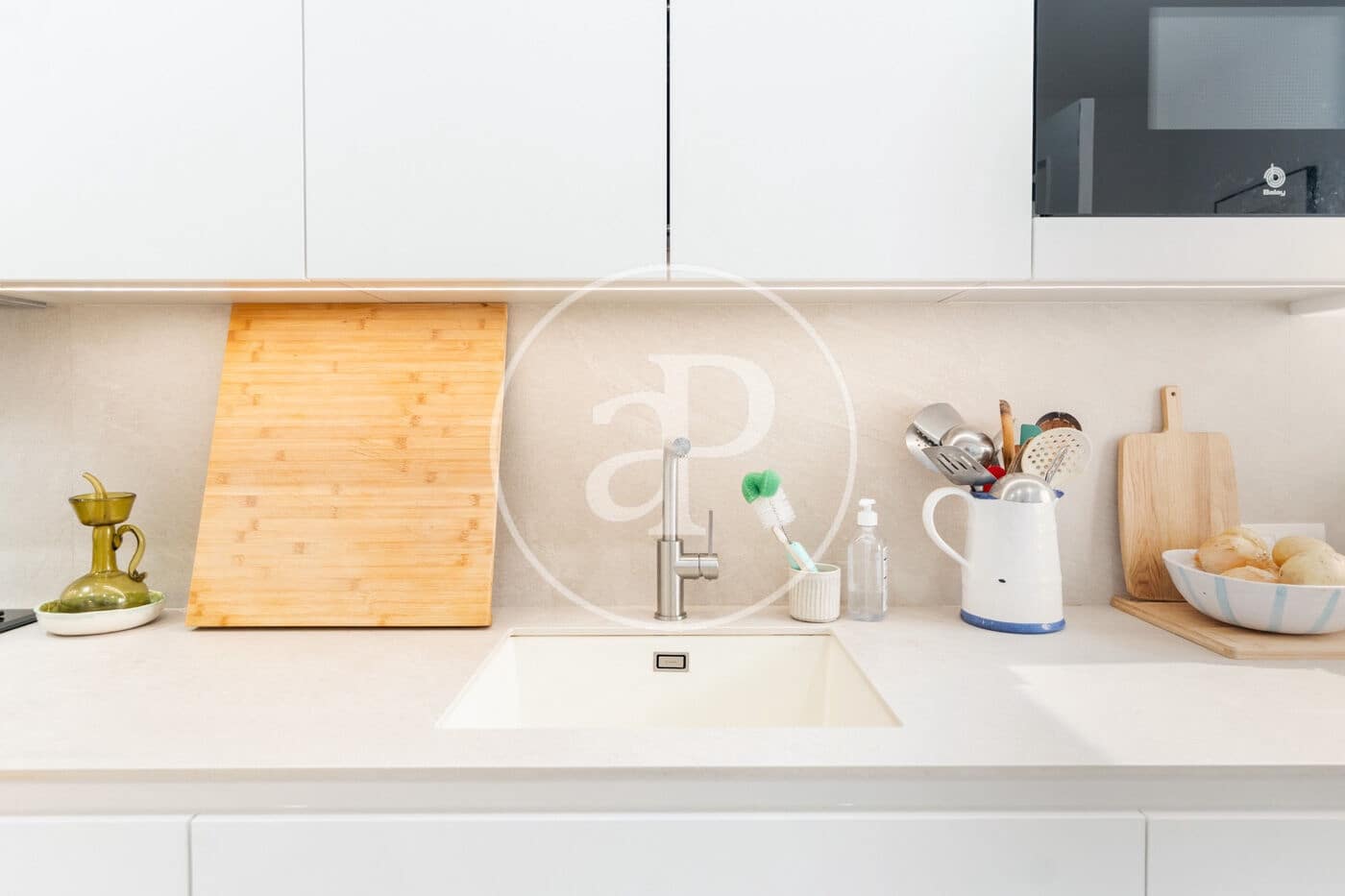 Appartement de 3 chambres à louer à Palma de Mallorca avec garage - 2 000 € (Ref: 9977338)