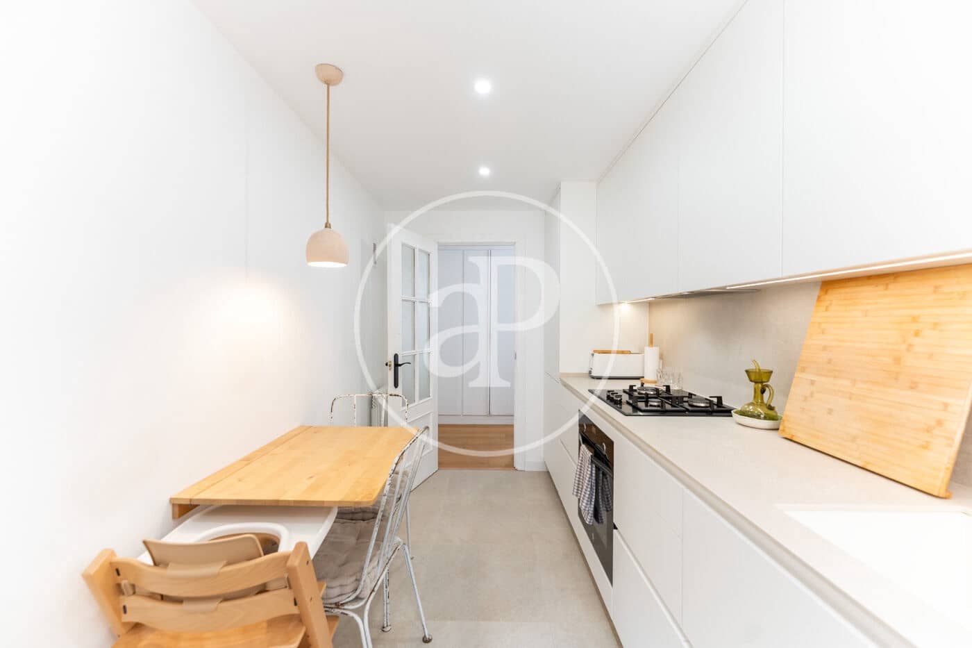 Appartement de 3 chambres à louer à Palma de Mallorca avec garage - 2 000 € (Ref: 9977338)