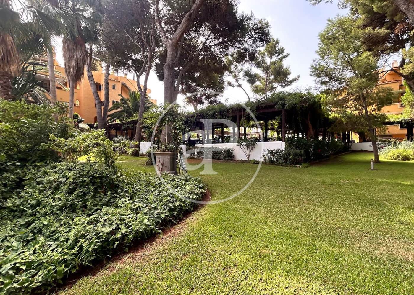 2 slaapkamer Penthouse te huur in Santa Ponsa met zwembad garage - € 2.300 (Ref: 9977339)