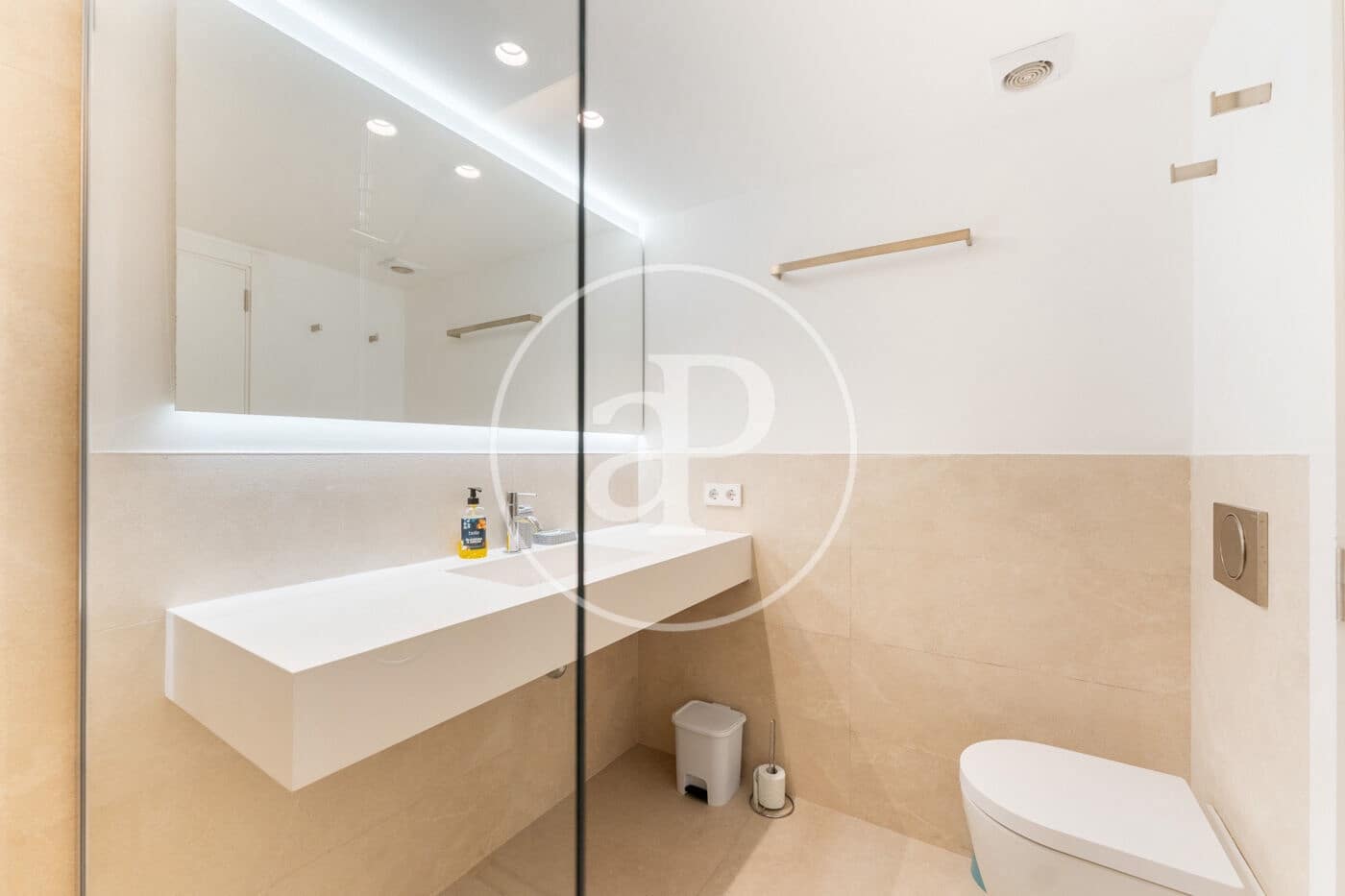 3 soveværelse Lejlighed til leje i Pollensa / Pollenca med garage - € 4.200 (Ref: 9978907)