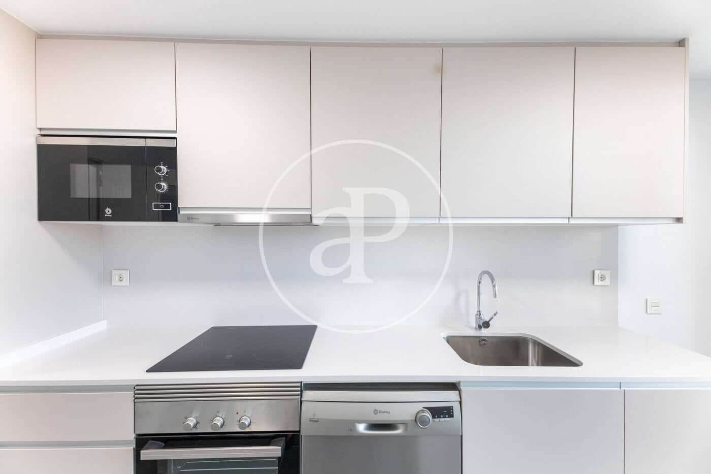 2 quarto Apartamento para arrendar em Palma de Mallorca com piscina garagem - 1 700 € (Ref: 9994275)