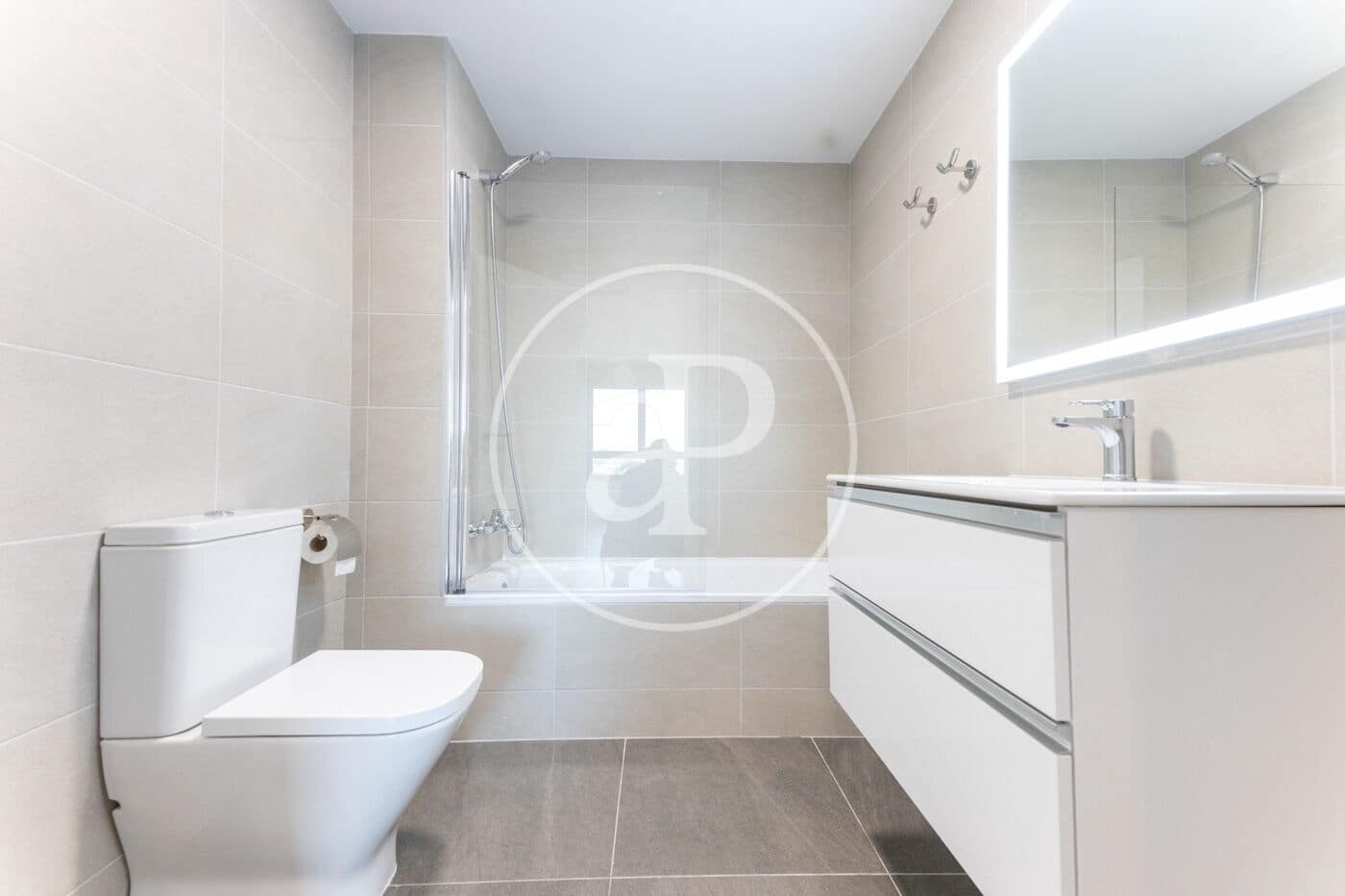 2 quarto Apartamento para arrendar em Palma de Mallorca com piscina garagem - 1 700 € (Ref: 9994275)