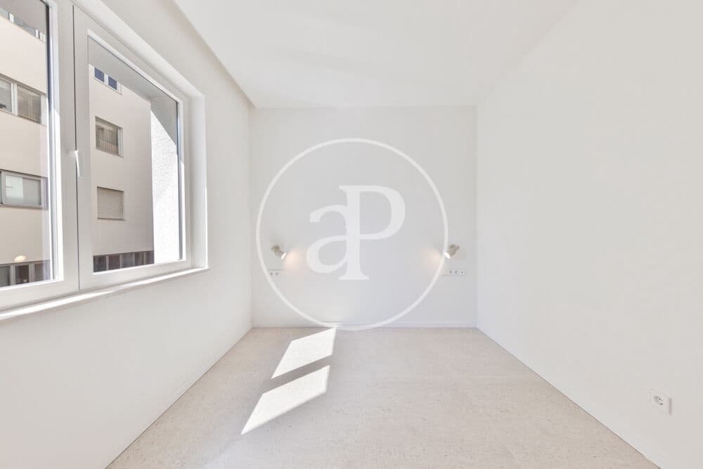 Appartement de 2 chambres à louer à Palma de Mallorca - 2 100 € (Ref: 9998831)