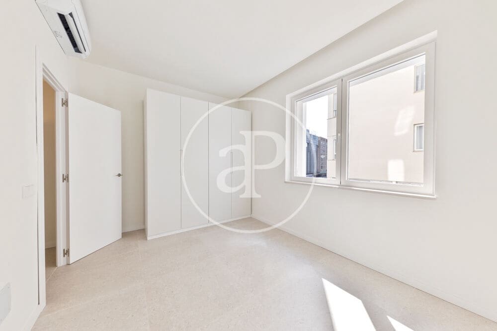 Appartement de 2 chambres à louer à Palma de Mallorca - 2 100 € (Ref: 9998831)