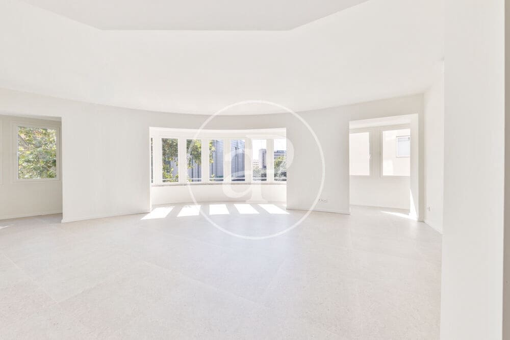 Appartement de 2 chambres à louer à Palma de Mallorca - 2 100 € (Ref: 9998831)