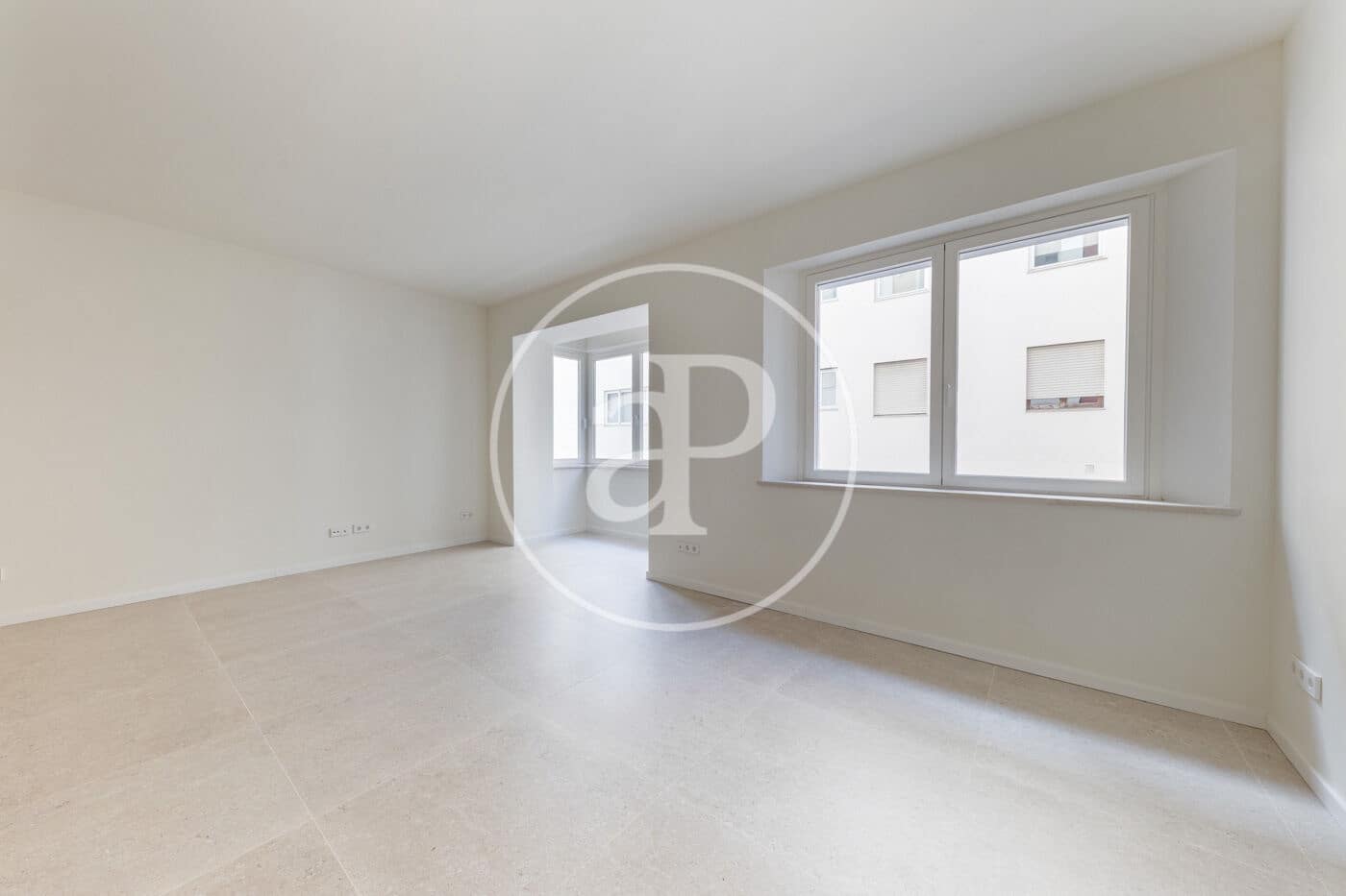 Appartement de 2 chambres à louer à Palma de Mallorca - 2 100 € (Ref: 9998832)