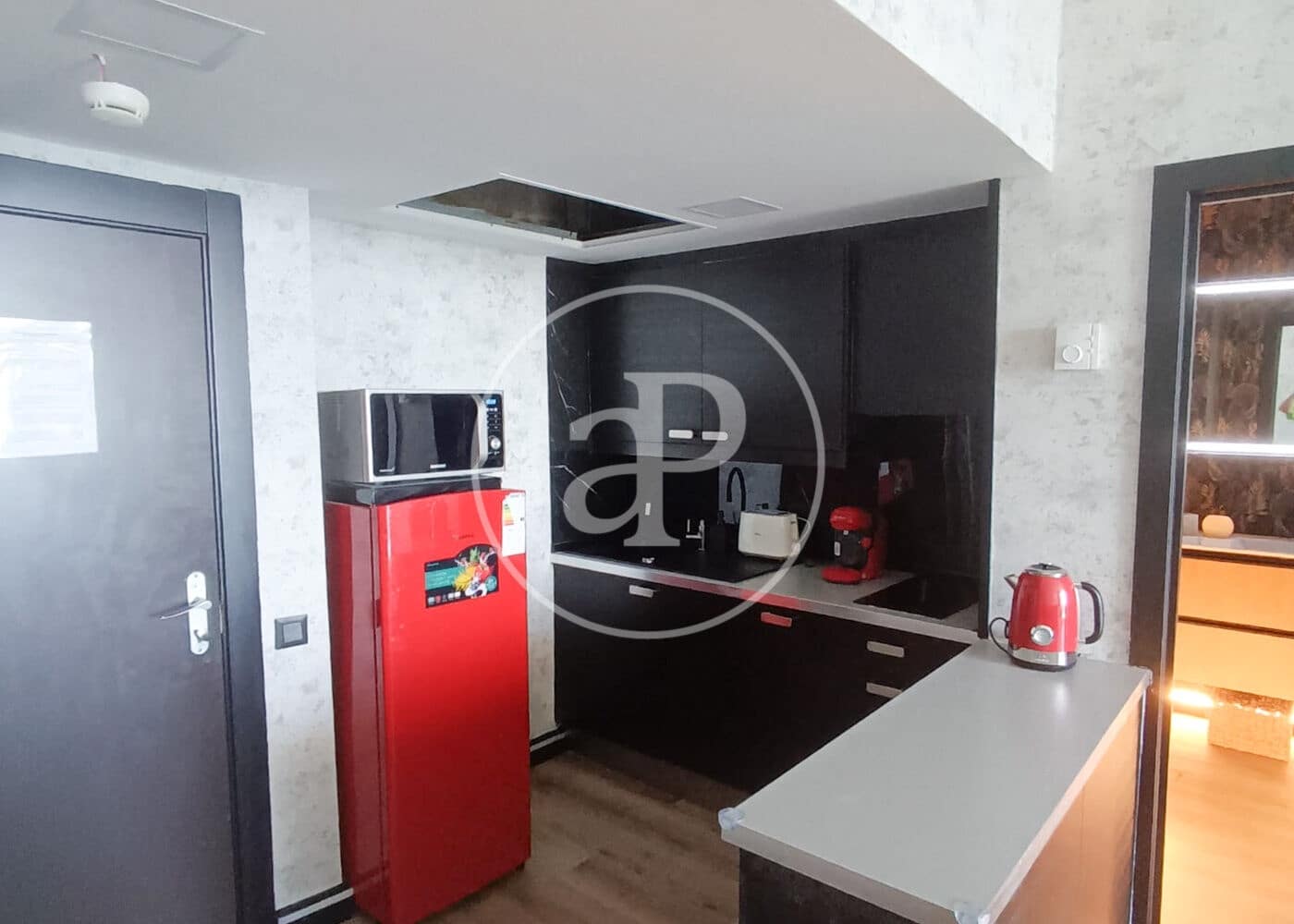 1 quarto Apartamento para arrendar em Magalluf com piscina - 3 500 € (Ref: 9998833)