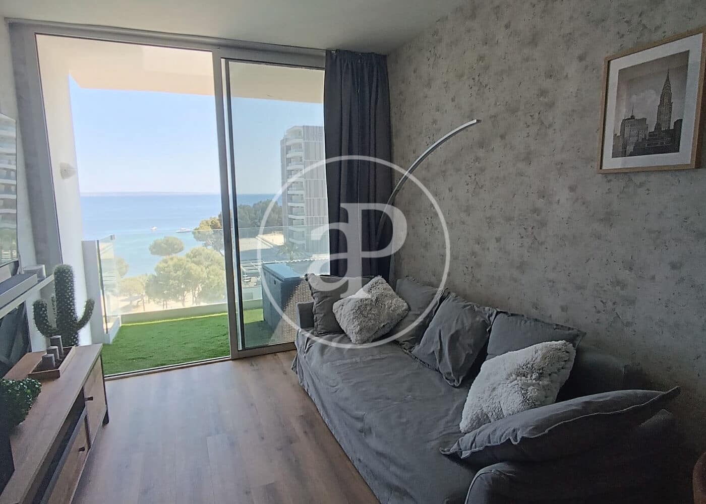 1 quarto Apartamento para arrendar em Magalluf com piscina - 3 500 € (Ref: 9998833)