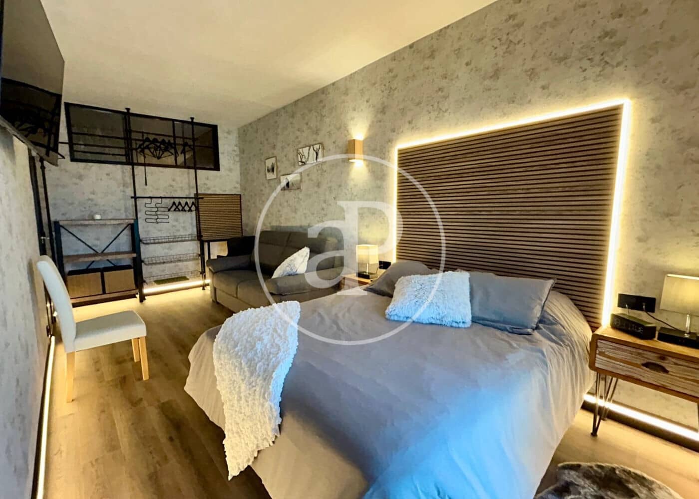 1 quarto Apartamento para arrendar em Magalluf com piscina - 3 500 € (Ref: 9998833)