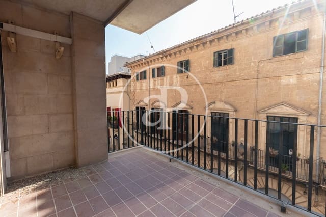 2 bedroom Apartment for sale in El Mercat, Palma de Mallorca - € 550,000 (Ref: 9999638)