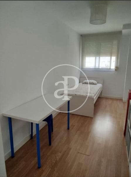 2 quarto Apartamento para arrendar em Valencia cidade - 1 400 € (Ref: 10004283)